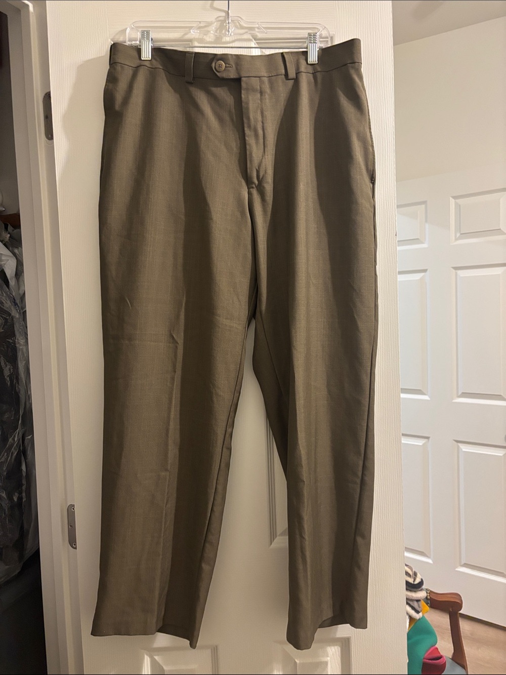 Haggar Men's Olive Dress Pants - Classic Straight Fit